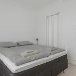Snowpoint Flat روفانييمي